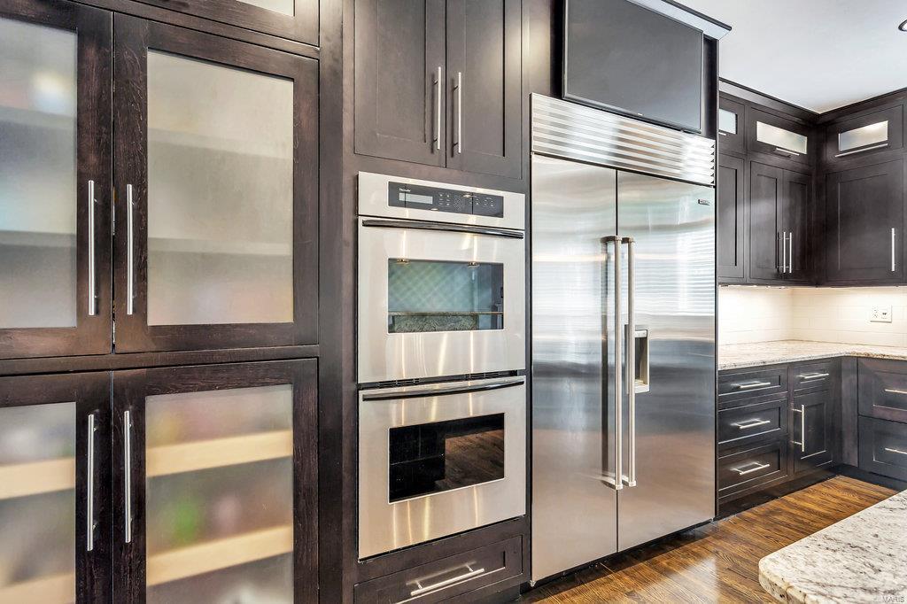 Essex Point - Residential