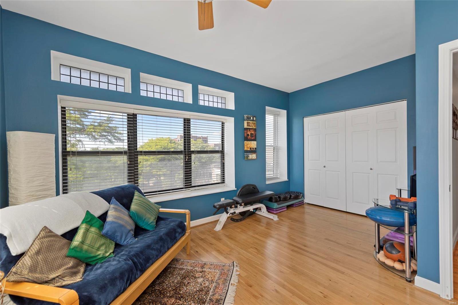 4-Se/Traymoor 3 City Bl 3874-W - Residential