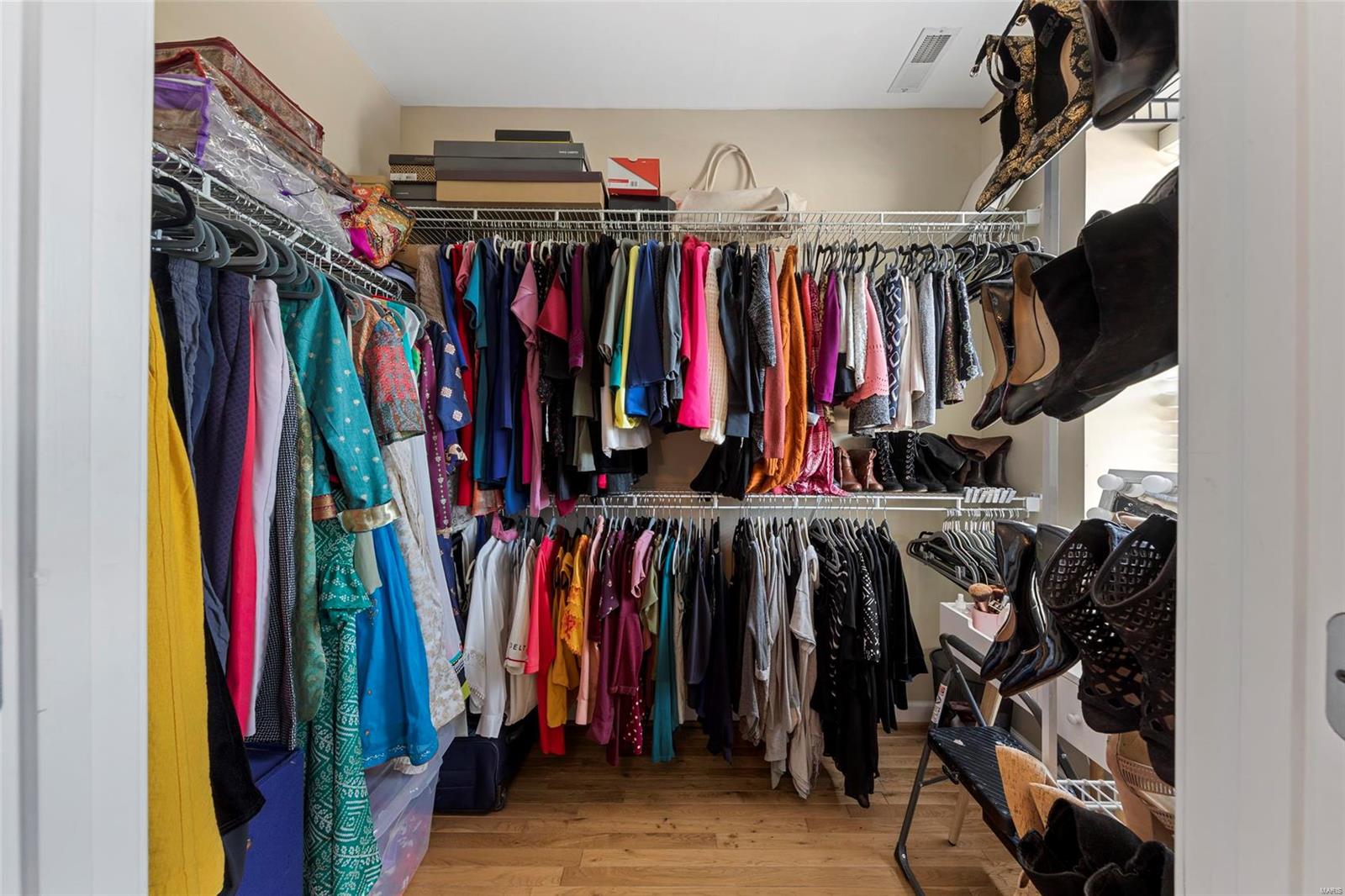 4-Se/Traymoor 3 City Bl 3874-W - Residential