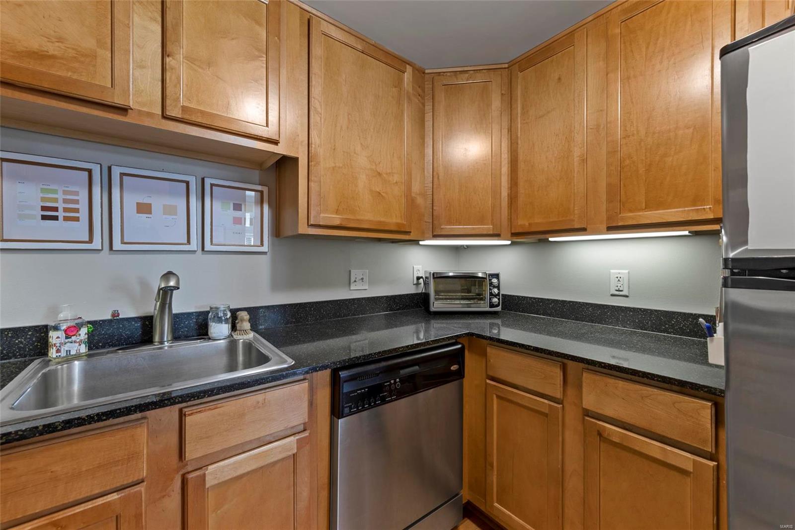 4-Se/Traymoor 3 City Bl 3874-W - Residential