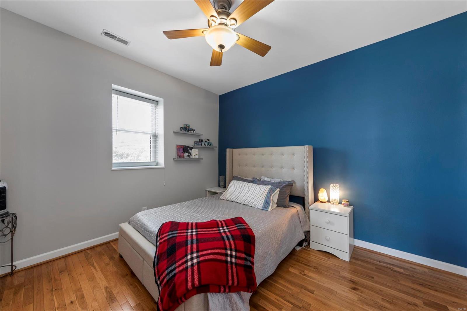 4-Se/Traymoor 3 City Bl 3874-W - Residential