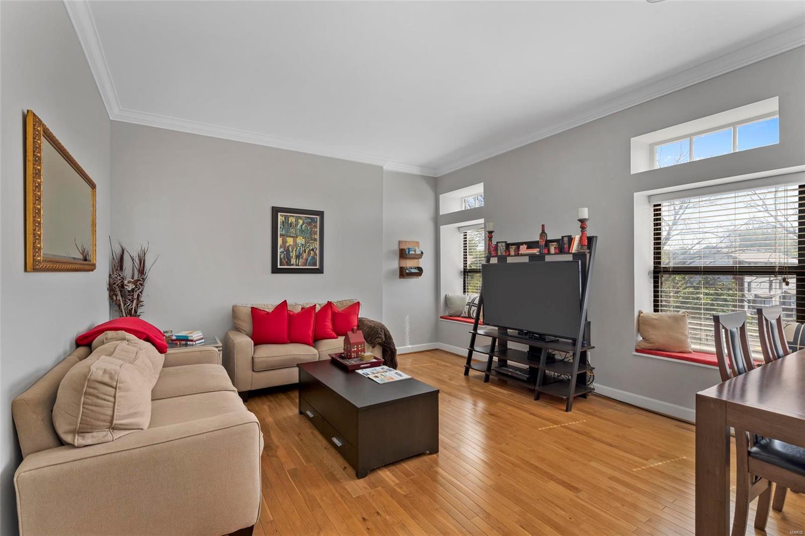 4-Se/Traymoor 3 City Bl 3874-W - Residential