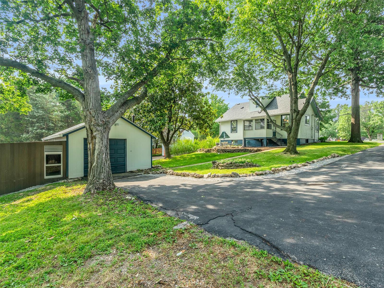 Barrington Oaks - Residential