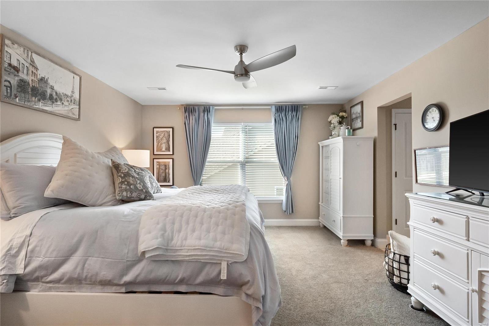 Bur Oaks - Residential