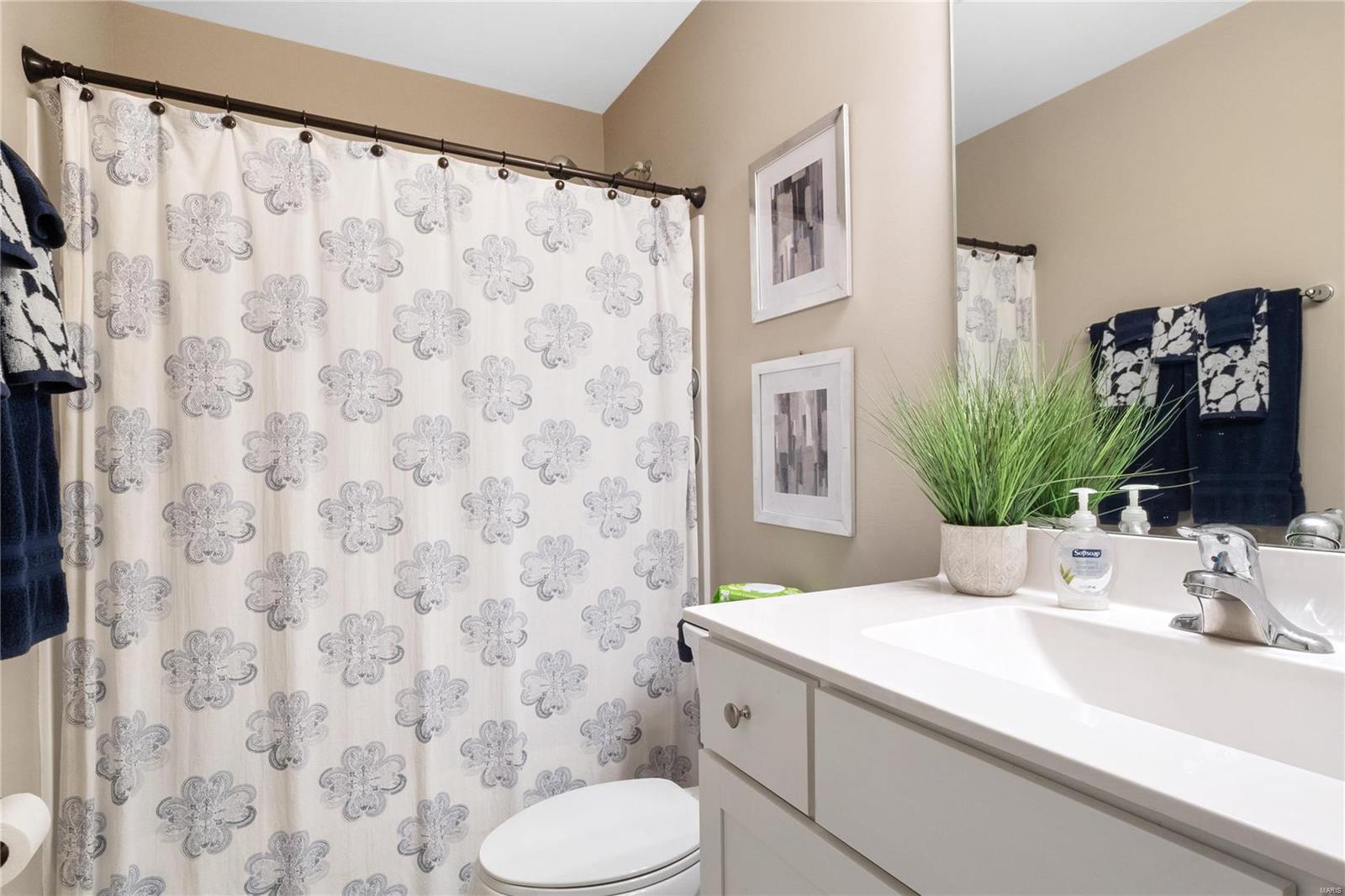 Bur Oaks - Residential