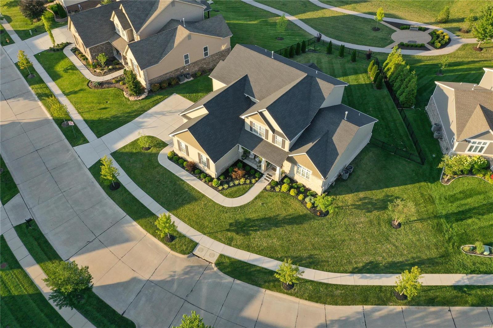 Bur Oaks - Residential