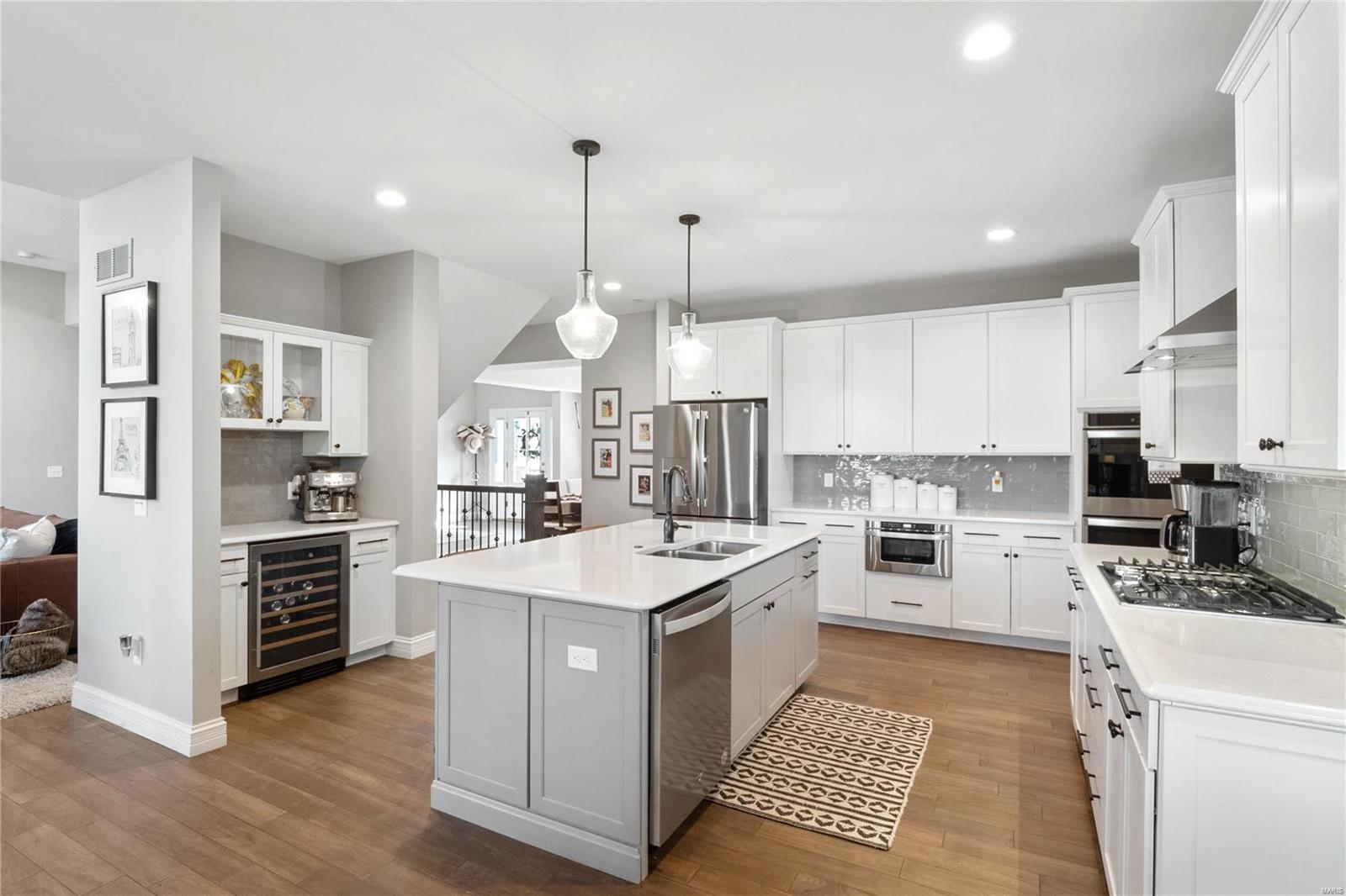 Bur Oaks - Residential