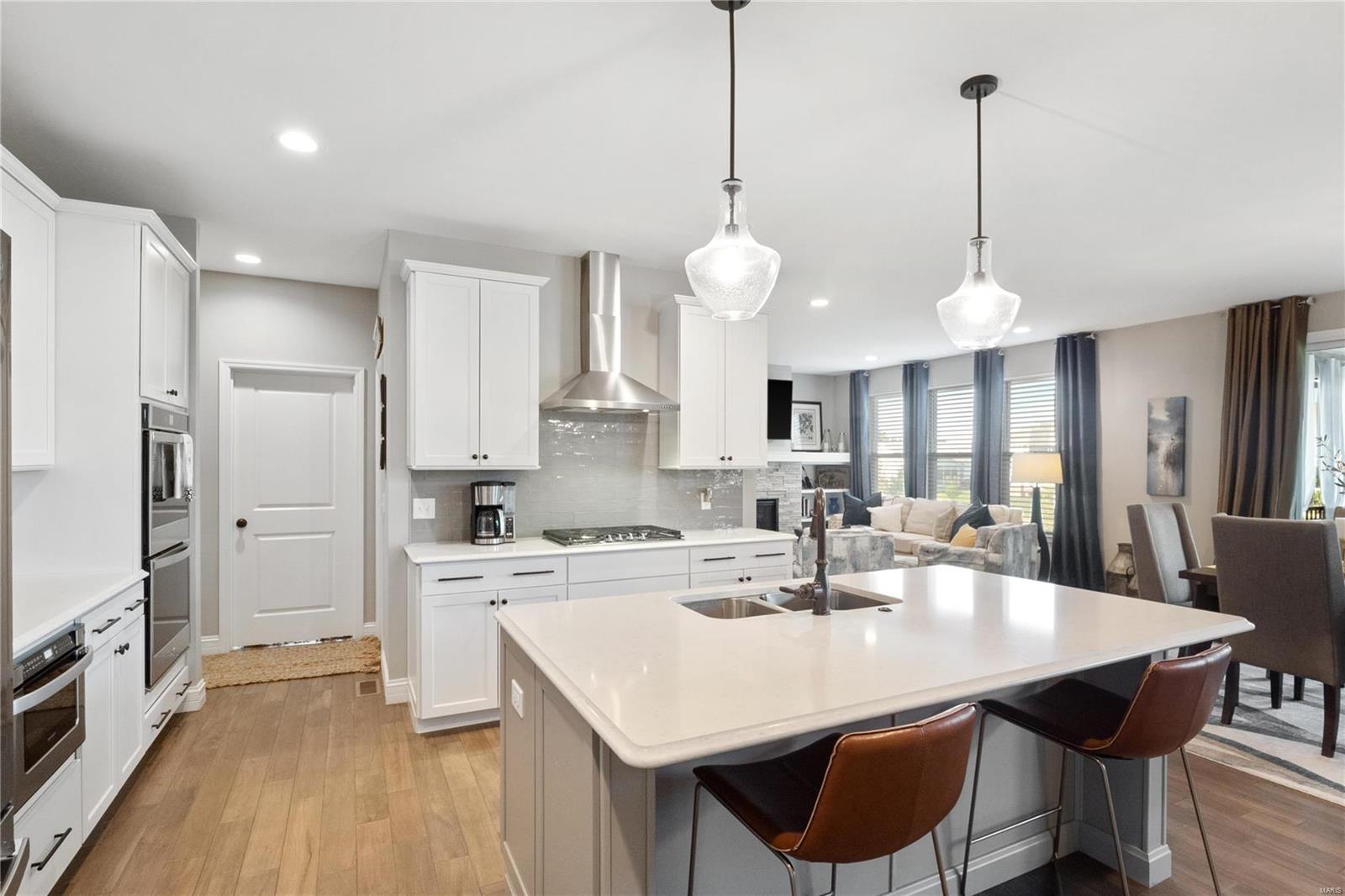 Bur Oaks - Residential