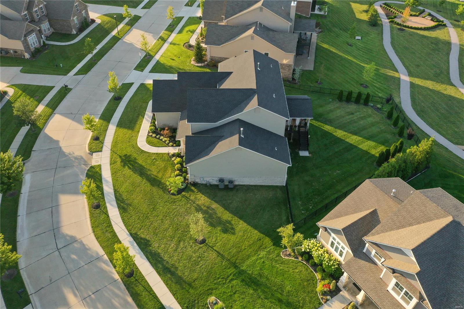 Bur Oaks - Residential