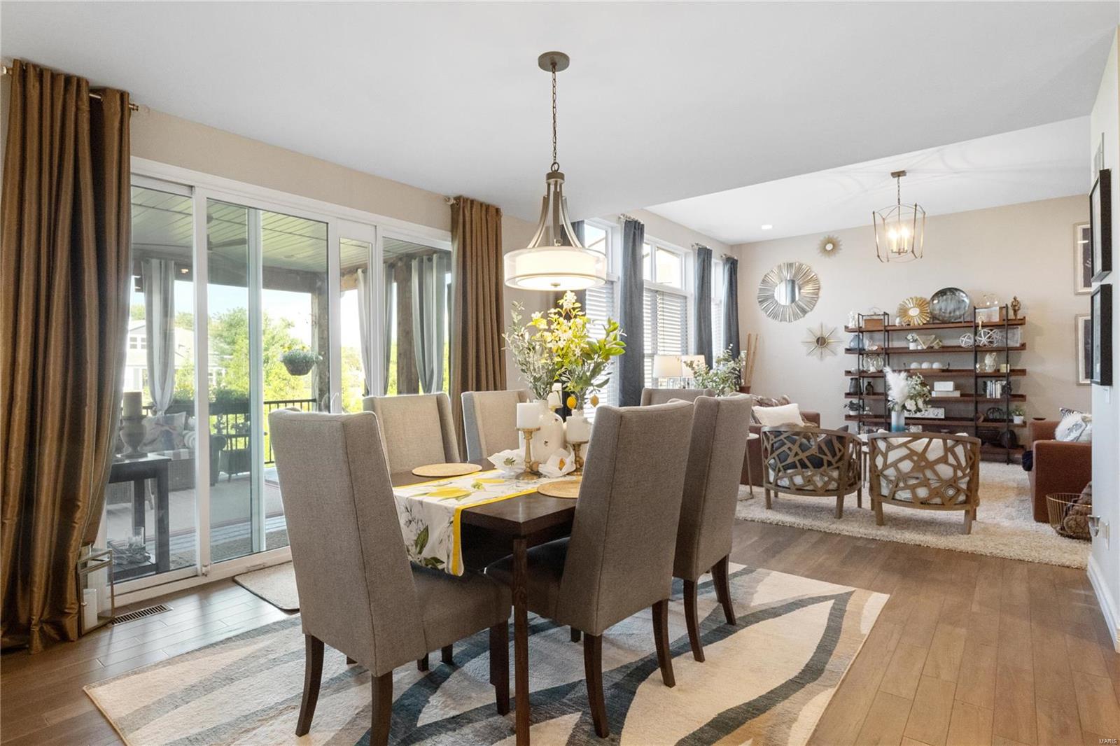 Bur Oaks - Residential