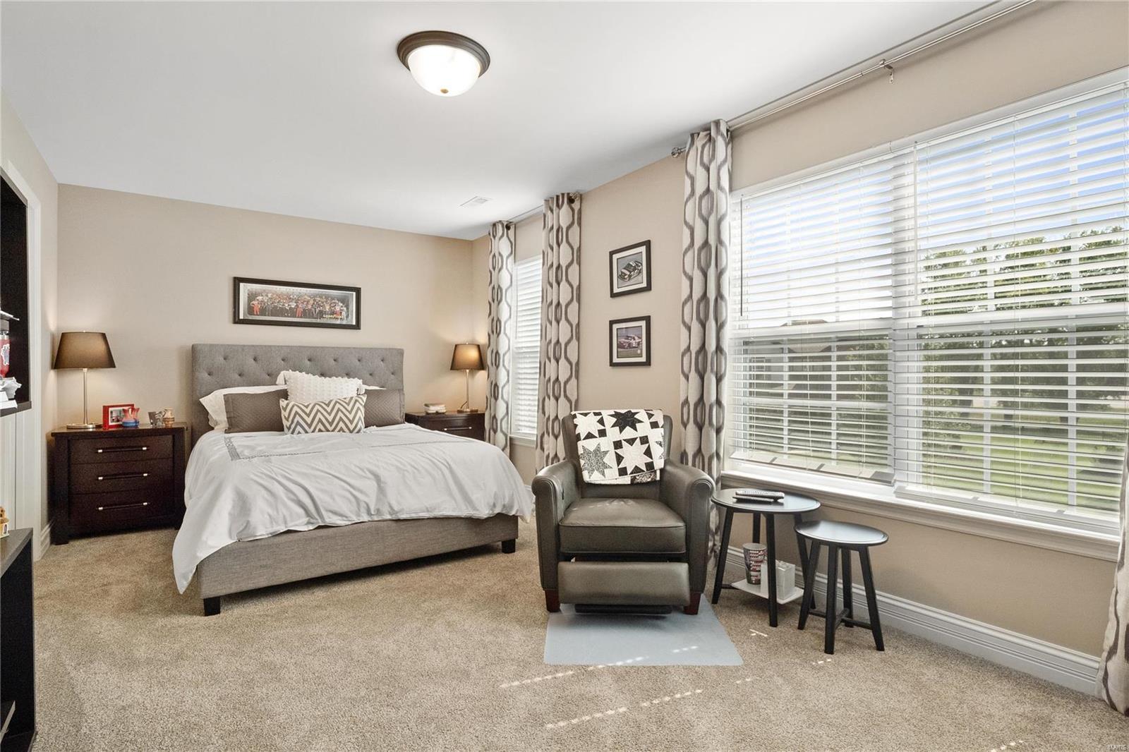 Bur Oaks - Residential