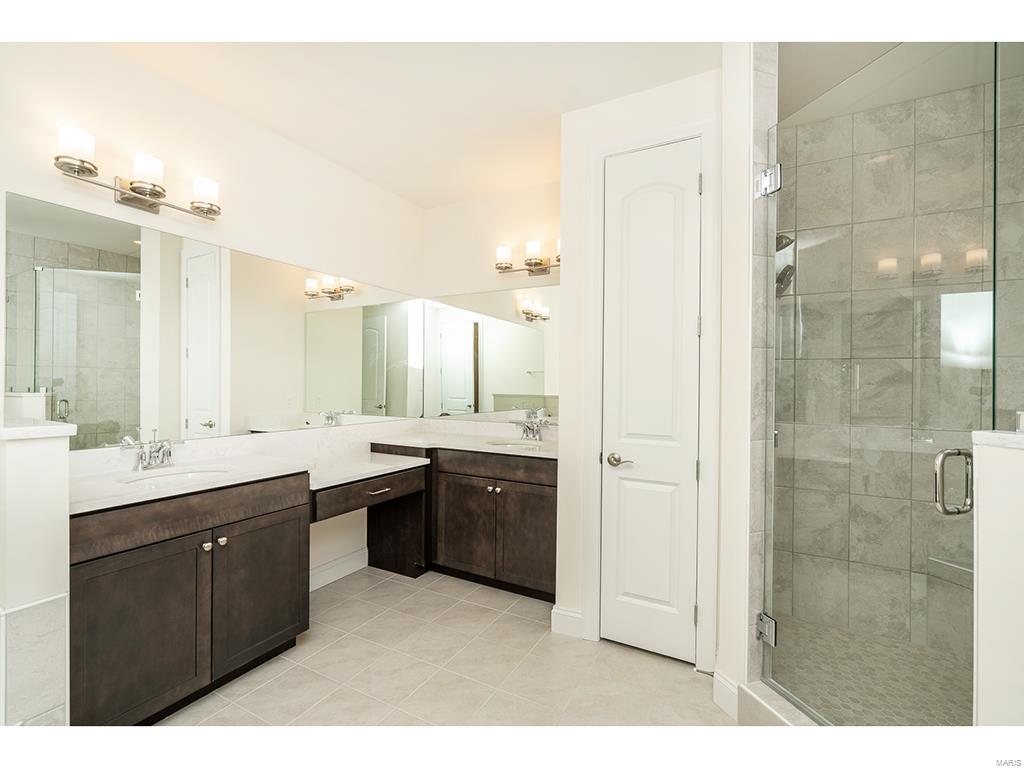 Arbors at Frontenac - Residential