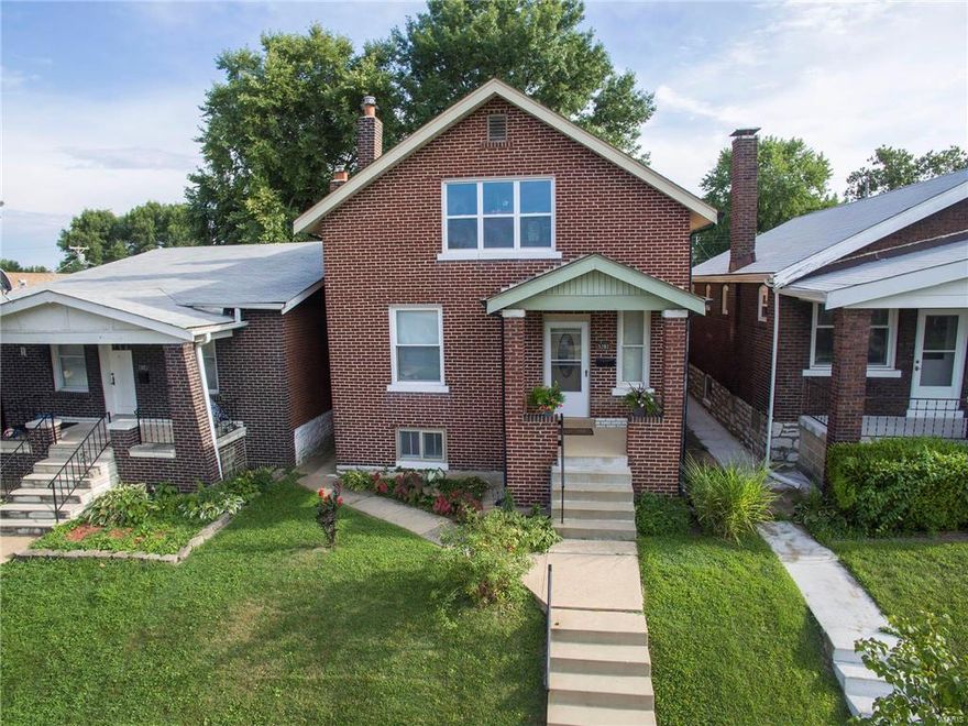 Beautiful two story home in South Hampton neighborhood. First floor has a formal entry, living room and kitchen that has been opened up to the dining room and is perfect for entertaining. Sharp looking kitchen with oak cabinets, tile backsplash and stainless steel appliances. First floor has a nice look with extra wide crown moldings, stained glass windows, plenty of windows for natural light, beautiful hardwood floors throughout the living spaces and a convenient half bath. Upstairs you will find three bedrooms with plenty of closet space and share a nice sized bath. Need extra living space? Take advantage of the partially finished basement with additional full bath and laundry room. You will love the wood deck off the back of the house with a wide lot, wood privacy fence and two car garage. Great access to Kingshighway, Hampton and Gravois with plenty of restaurant choices in the Macklind Business District.