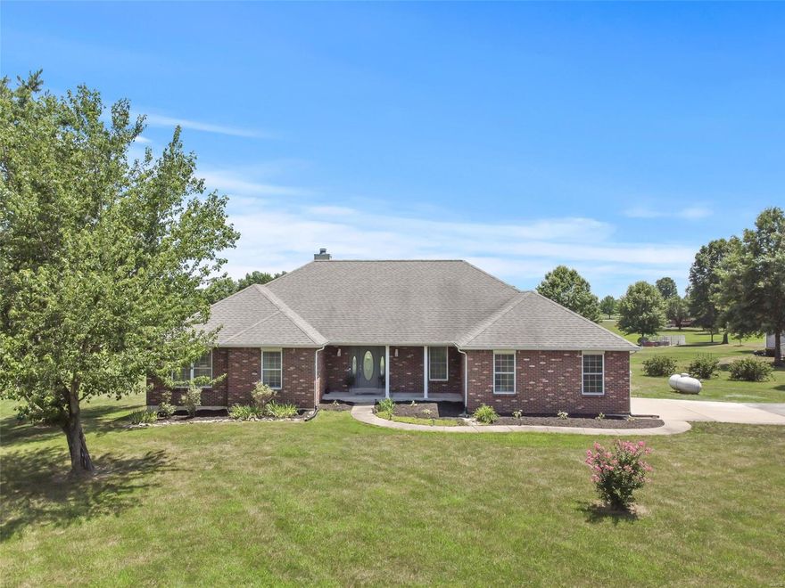 OPEN HOUSE CANCELLED - UNDER CONTRACT! Beautifully UPDATED atrium ranch on 3.5 ACRES. This home is COMPLETELY redone w/ neutral finishes. Enjoy quiet country living 1 mile from HWY 61 w/ 10 min access to shopping, dining & activities. You will stay cool all summer w/your NEWER(2022) GEOTHERMAL/HVAC system & warm w/your (2022) TANKLESS HOT WATER HEATER in the REMODELED MASTER BATH w/separate shower/tub & dual vanity. FIVE spacious bedrooms & THREE full bathrooms (all REDONE) leave plenty of room for guests. Eat in kitchen w/custom cabinets & formal dining room w/ bay window overlooking the adjoining pond. Enjoy the extra space in your SUNROOM or relax outside under the large covered patio. Laundry is going to be a breeze with TWO laundry rooms. There is plenty of storage with BUILT IN shelving in the lower level with TWO walkout doors to your partially fenced yard. Don't worry about ever losing power with your whole house back up generator. This is a MUST see w/the ABUNDANCE of UPDATES! Additional Rooms: Sun Room