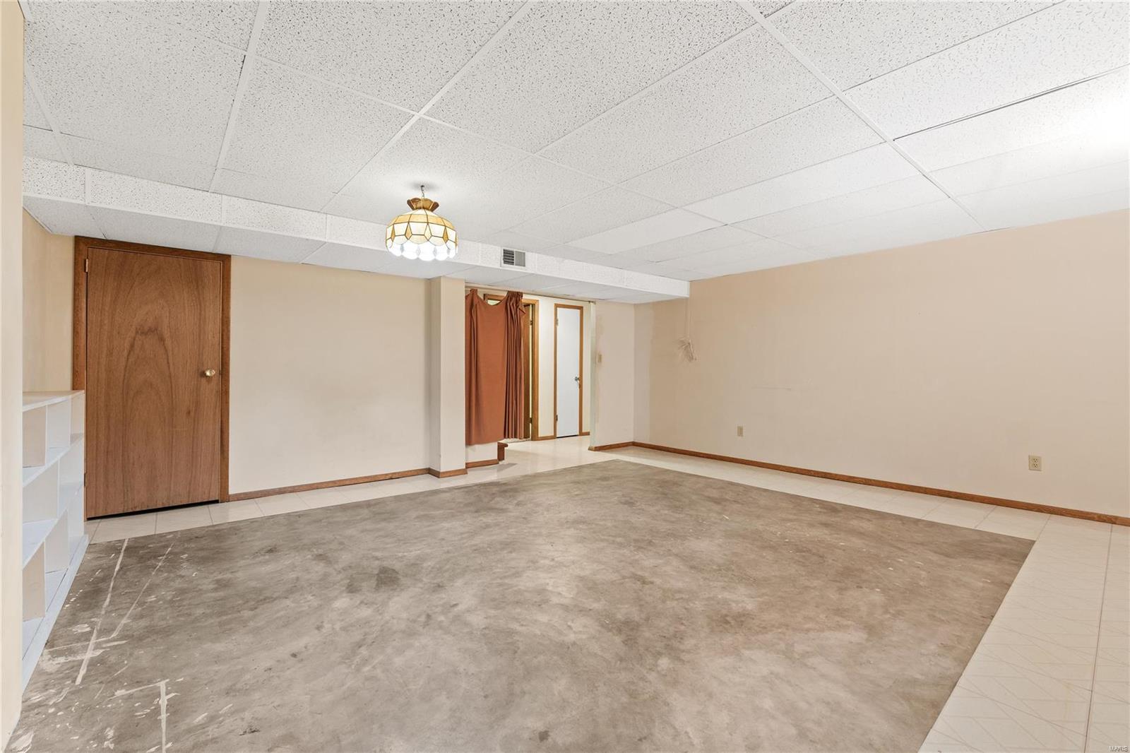 Chesterfield, Missouri 63017, United States, 4 Bedrooms Bedrooms, ,3 BathroomsBathrooms,Residential,Pending,30613