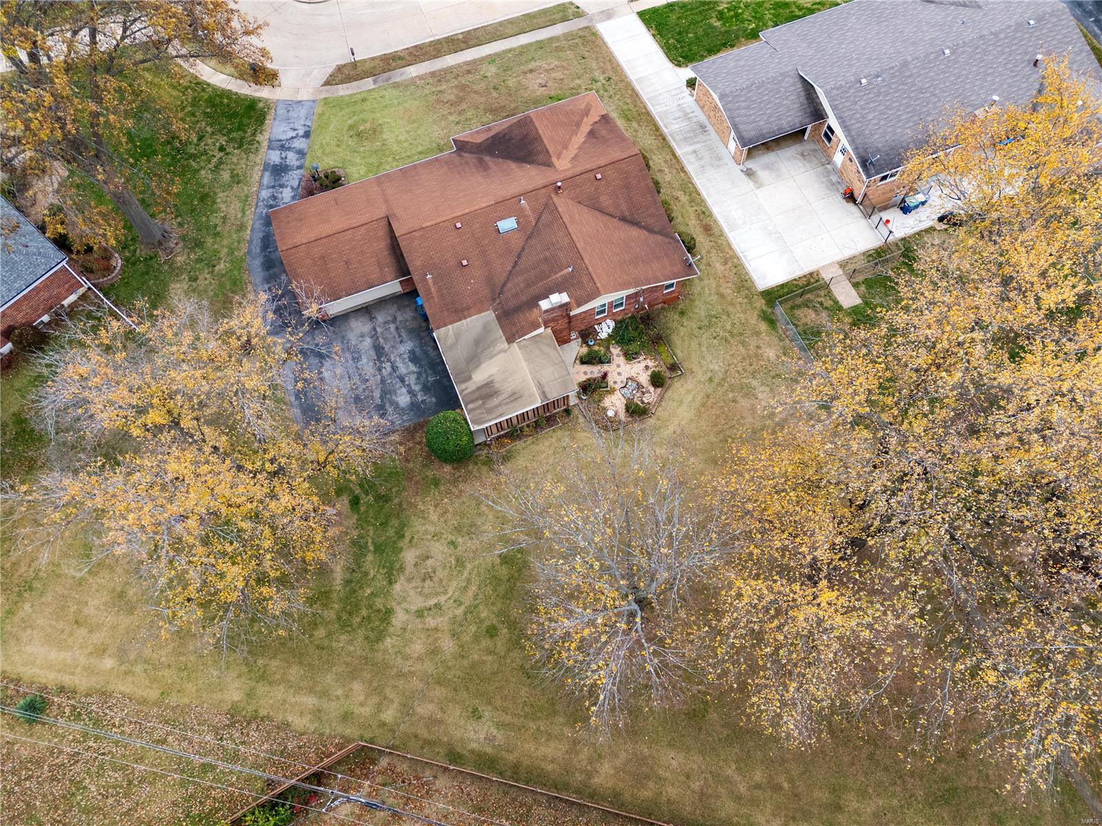 Chesterfield, Missouri 63017, United States, 4 Bedrooms Bedrooms, ,3 BathroomsBathrooms,Residential,Pending,30613