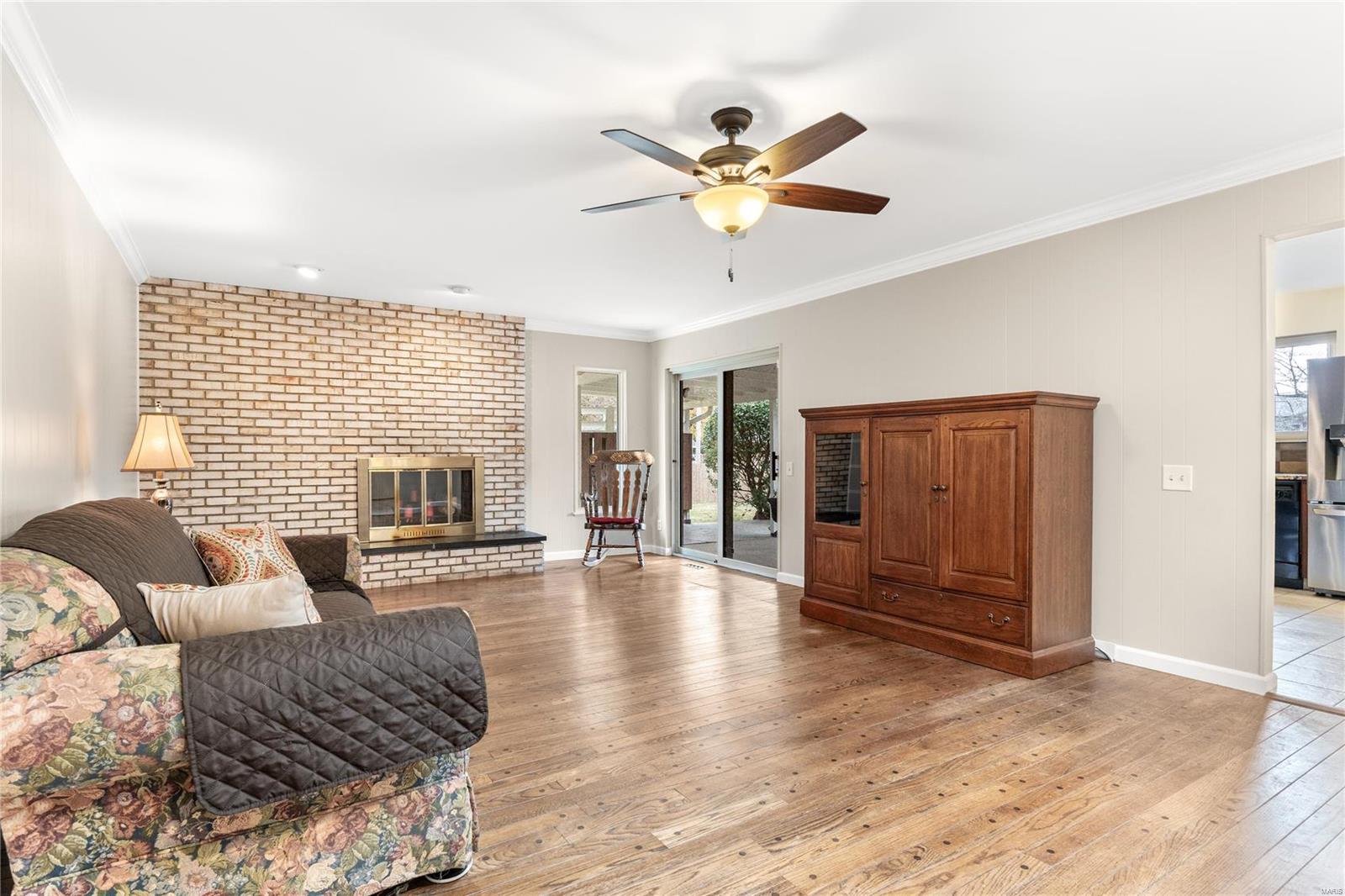 Chesterfield, Missouri 63017, United States, 4 Bedrooms Bedrooms, ,3 BathroomsBathrooms,Residential,Pending,30613