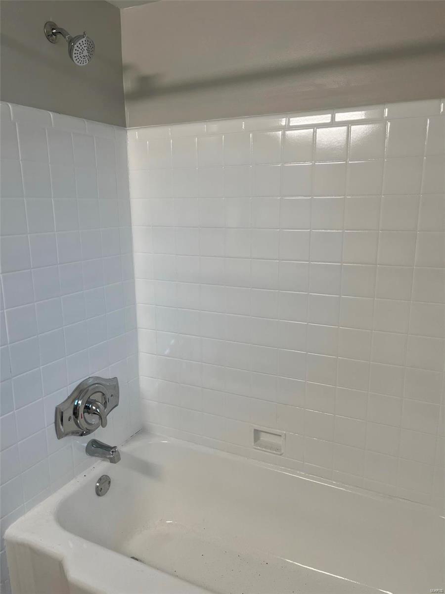 Clayshire - Residential Lease