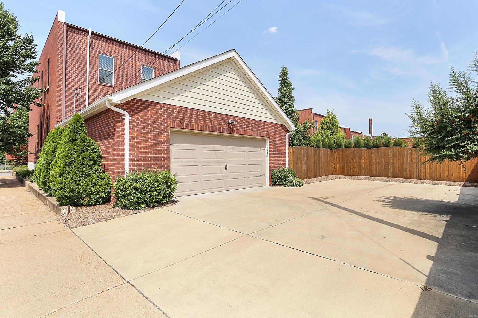 Carroll Estates - Residential