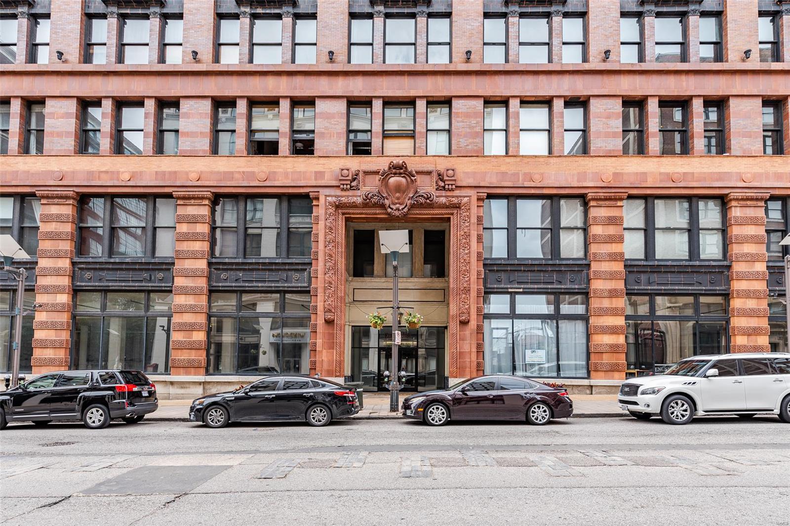 1520 Washington Avenue 405