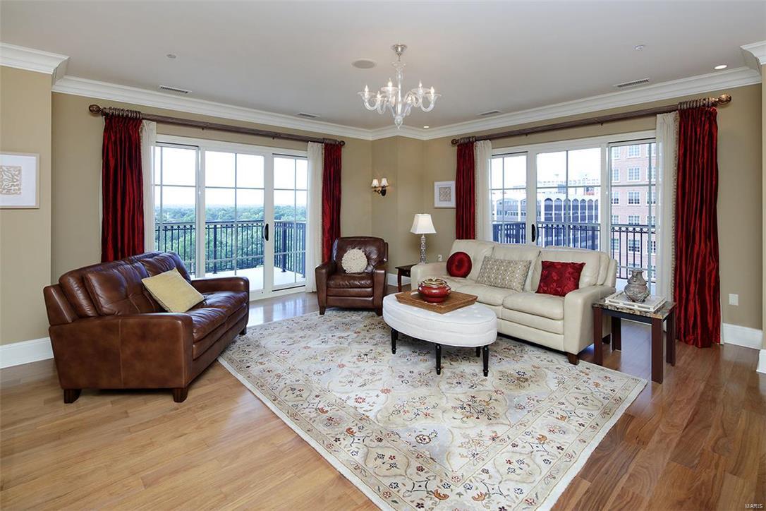 Plaza In Clayton A Condo The - Residential