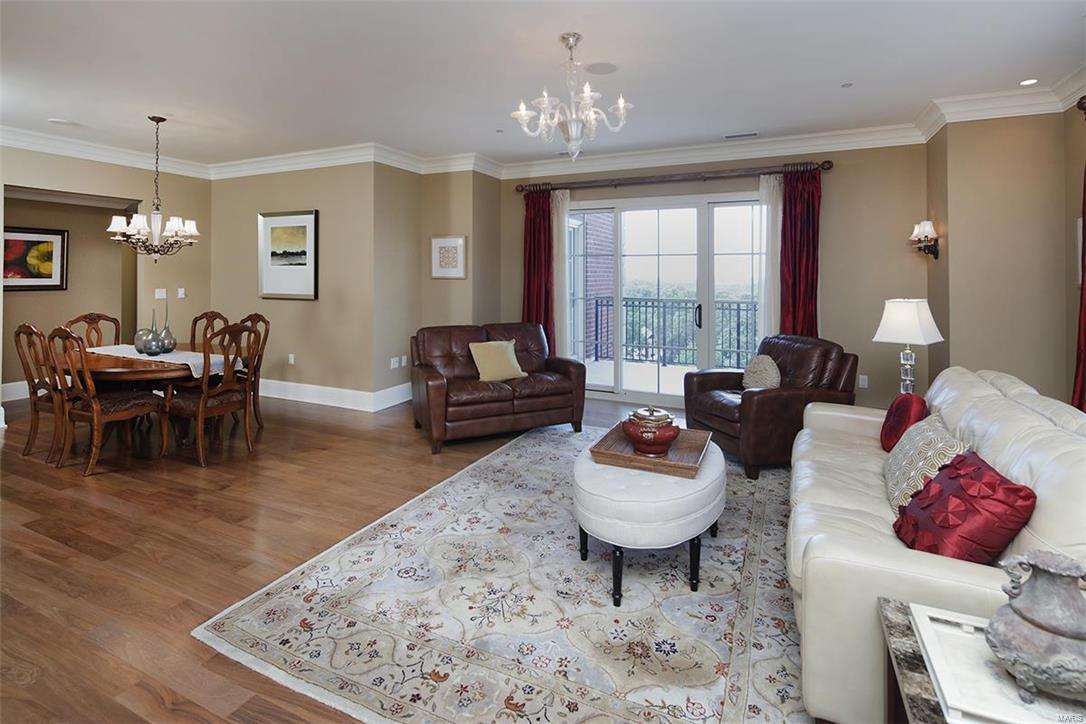 Plaza In Clayton A Condo The - Residential