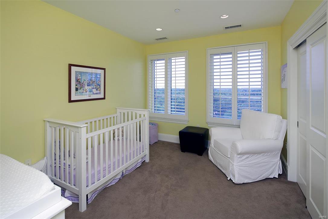 Plaza In Clayton A Condo The - Residential