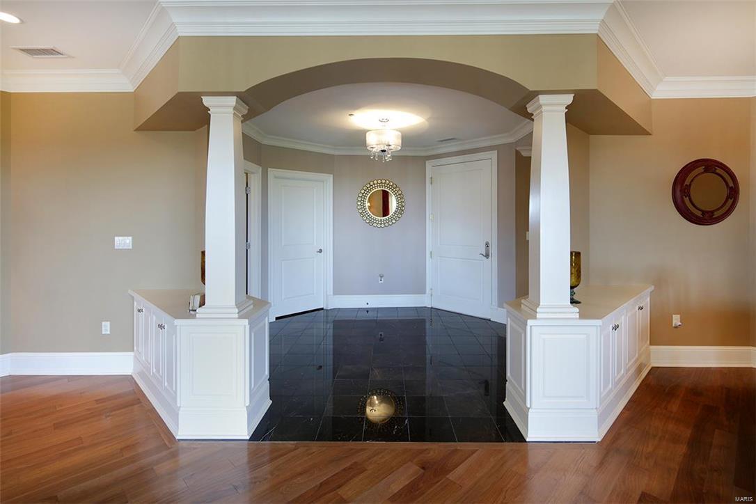 Plaza In Clayton A Condo The - Residential