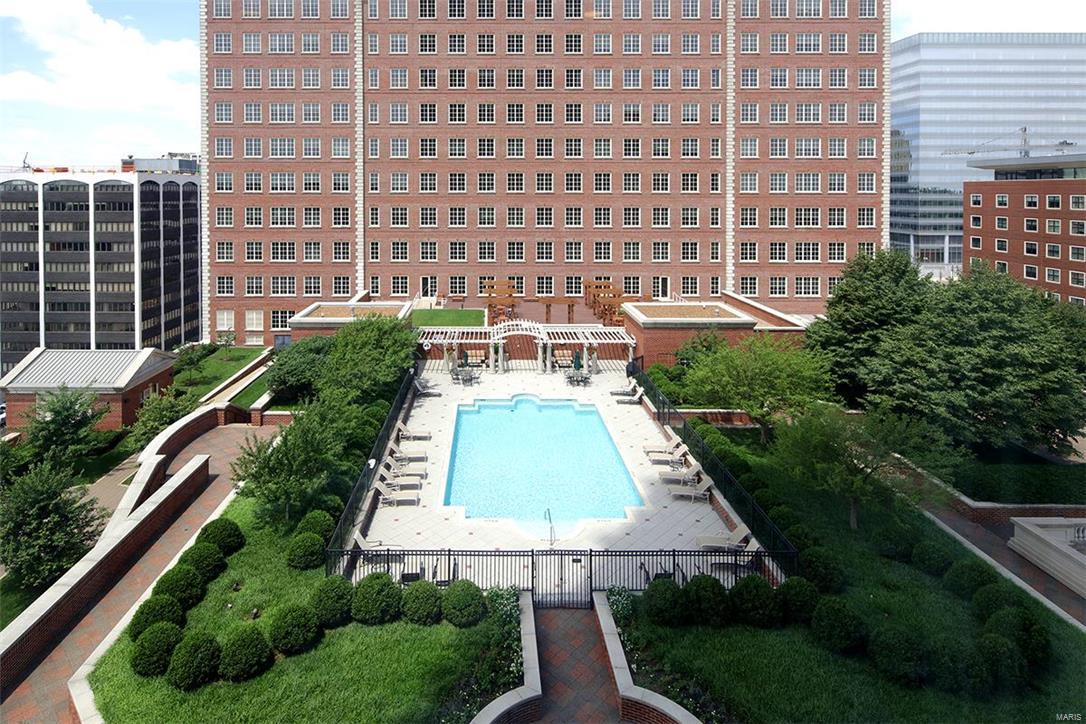 Plaza In Clayton A Condo The - Residential