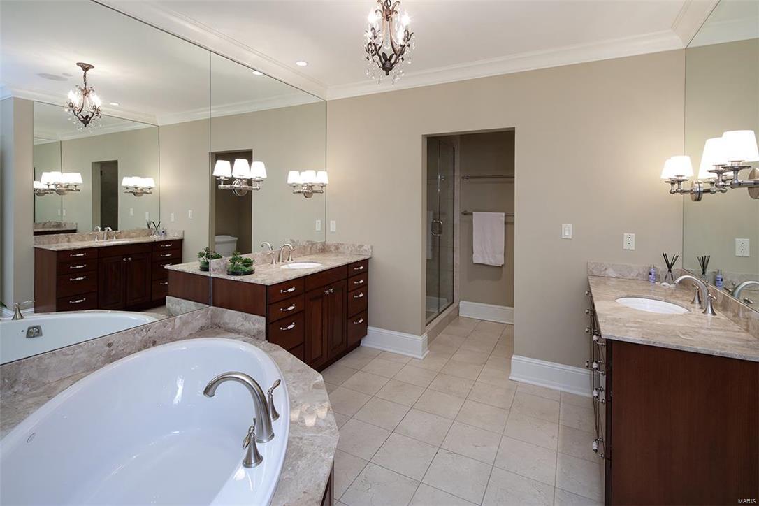 Plaza In Clayton A Condo The - Residential