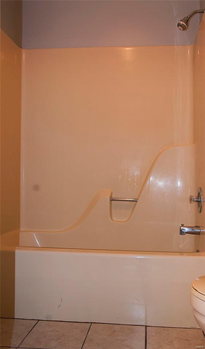 Sherman Park Condos #3 - Residential Lease