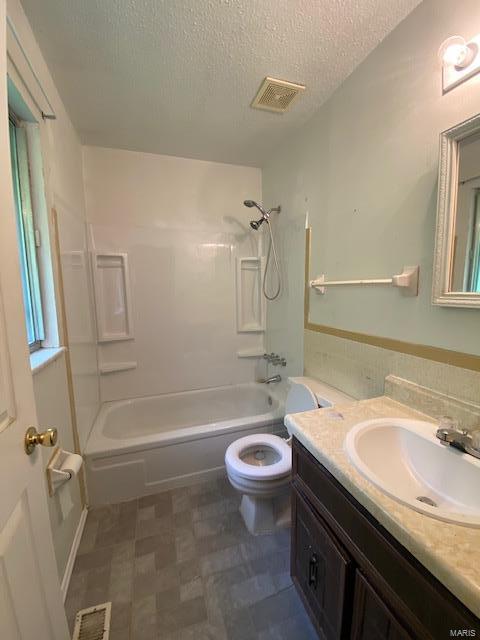 Charlene Manor 2 - Residential