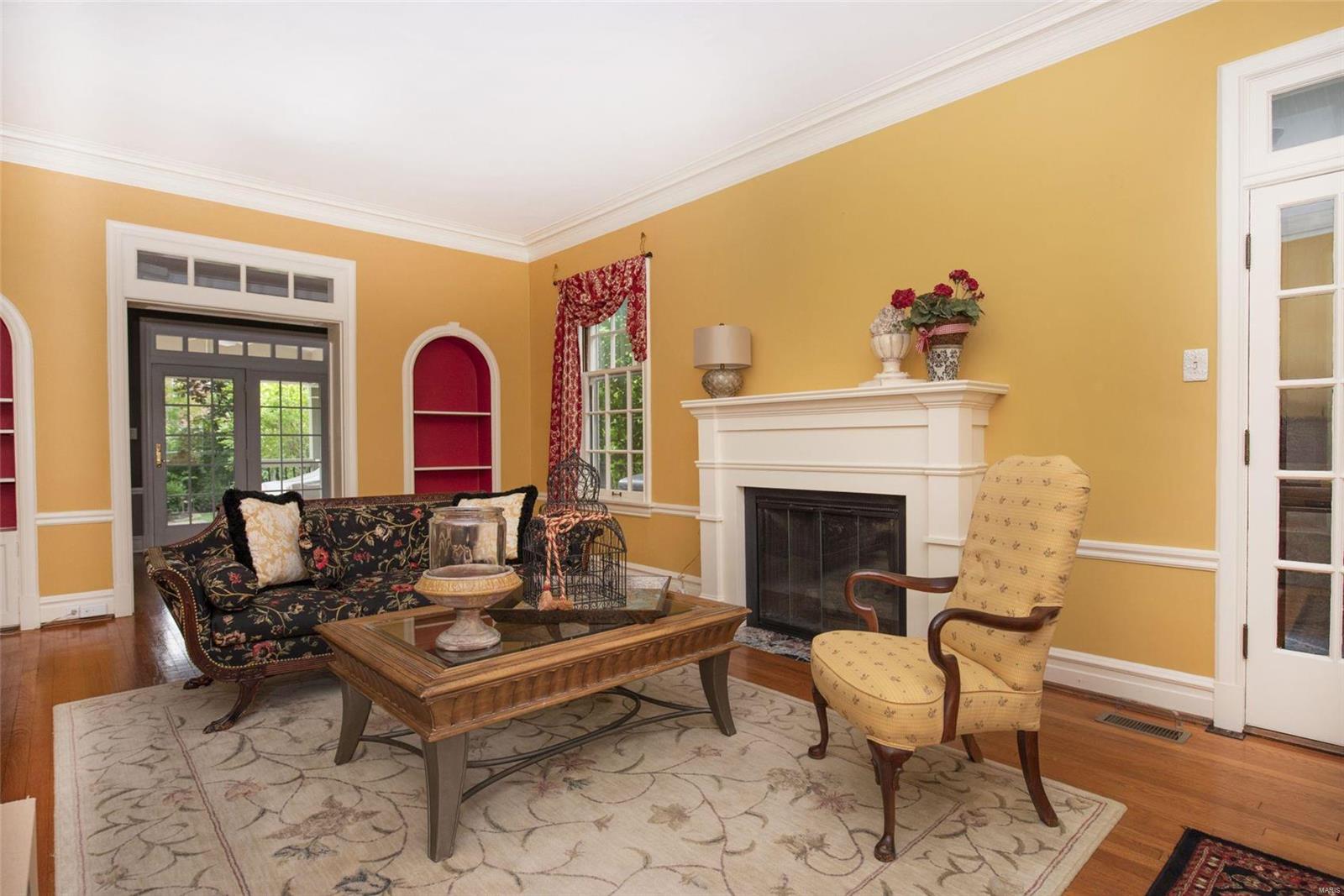 Country Club Place 2 - Residential