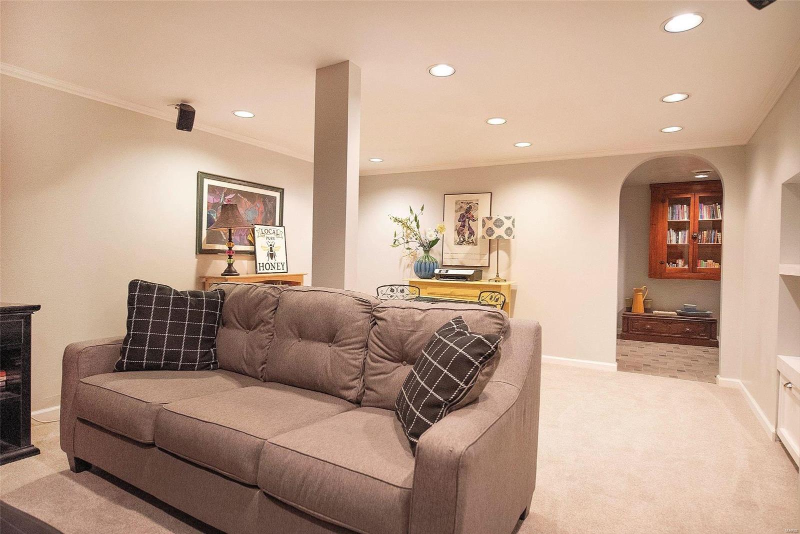 Country Club Place 2 - Residential