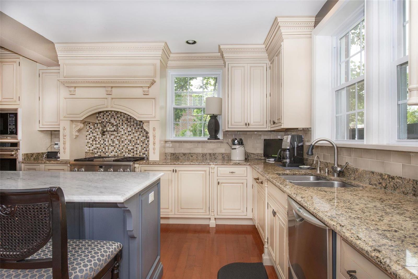 Country Club Place 2 - Residential