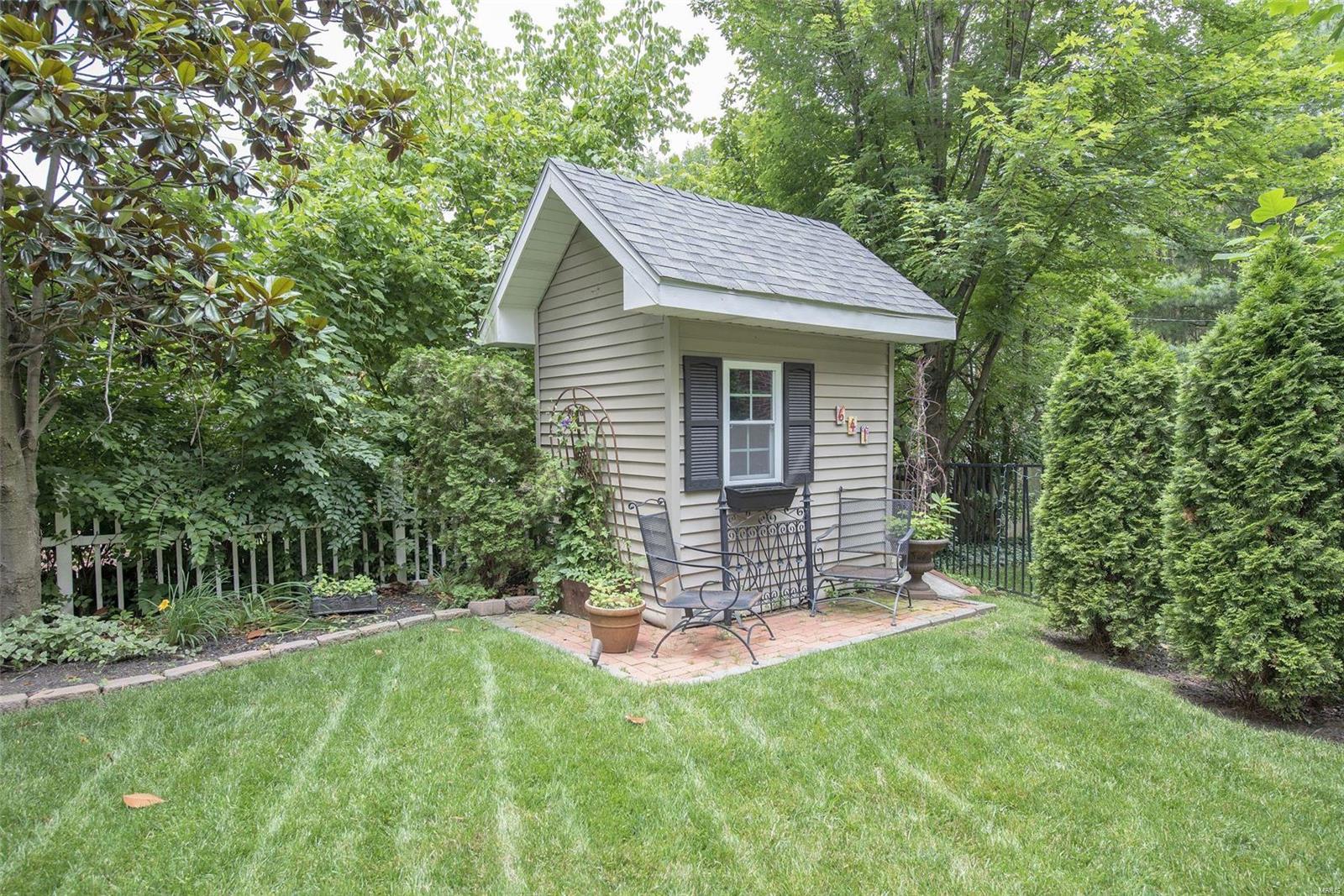 Country Club Place 2 - Residential