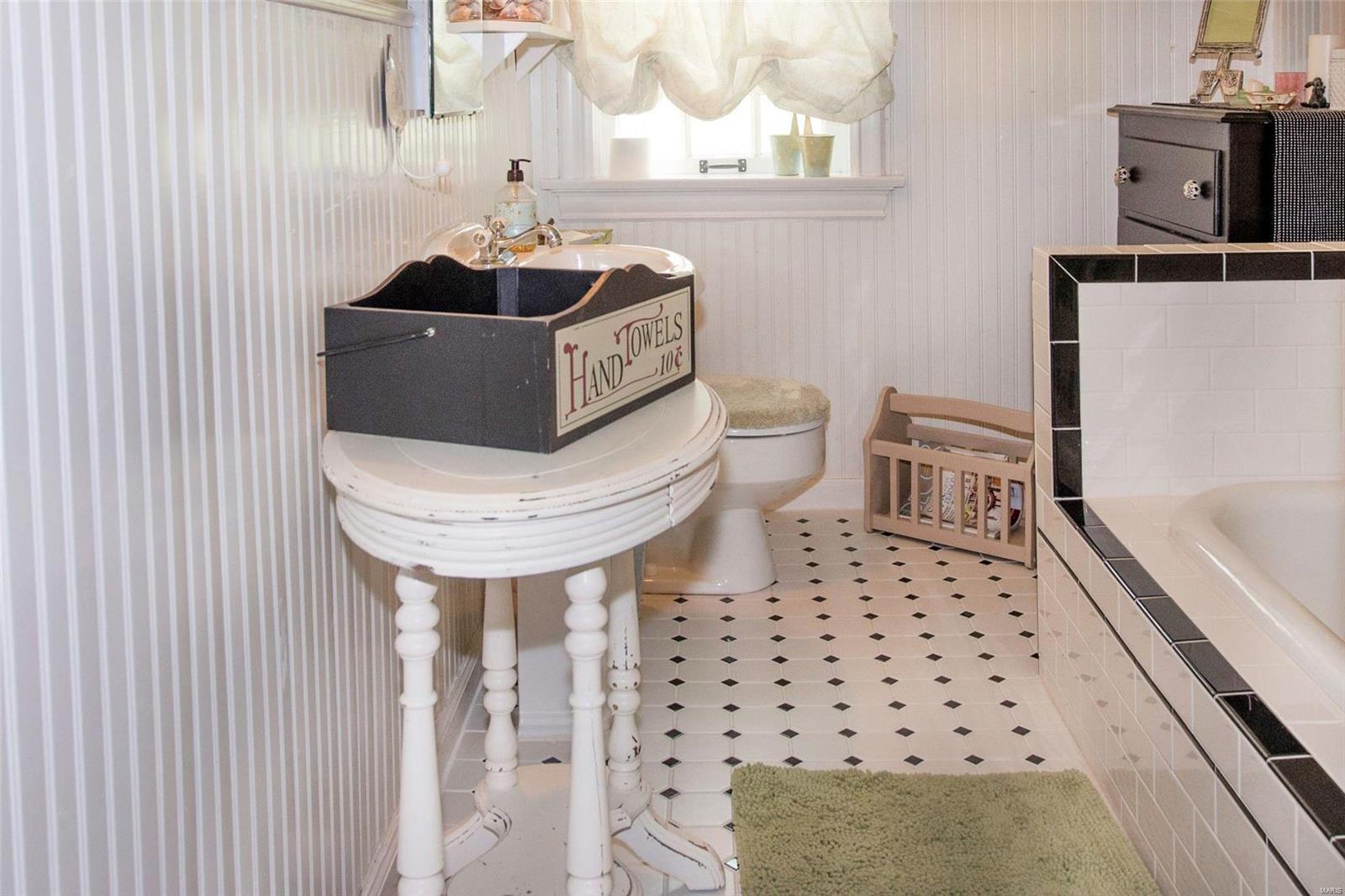 Country Club Place 2 - Residential