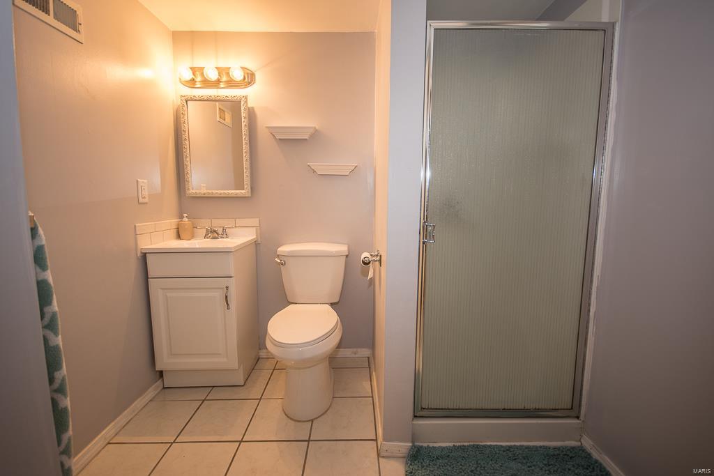 Golden Gables - Residential Lease