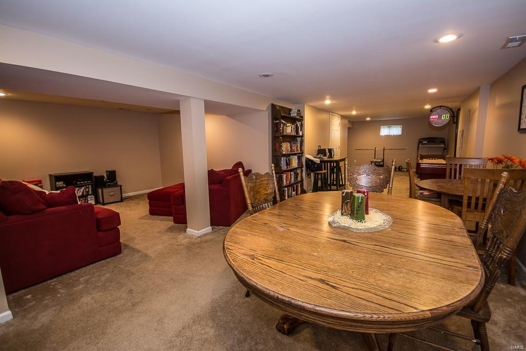 Golden Gables - Residential Lease