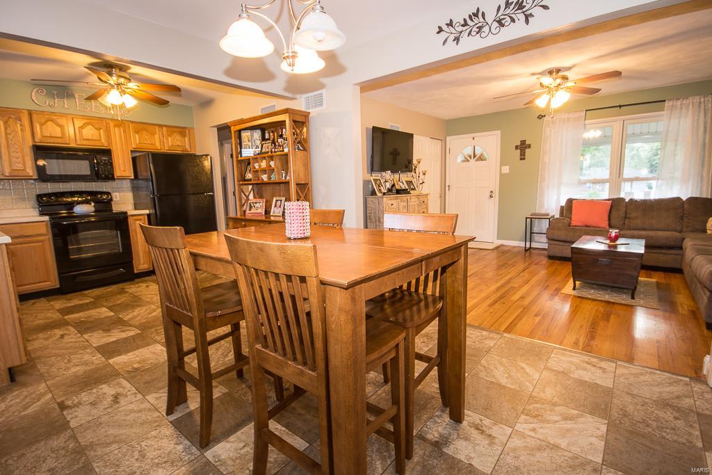 Golden Gables - Residential Lease