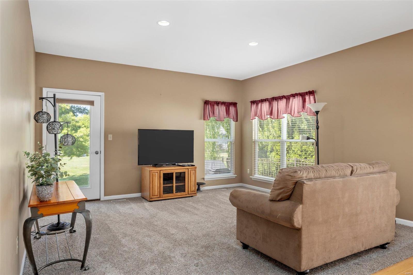 Manors At Hanley Crossing - Residential