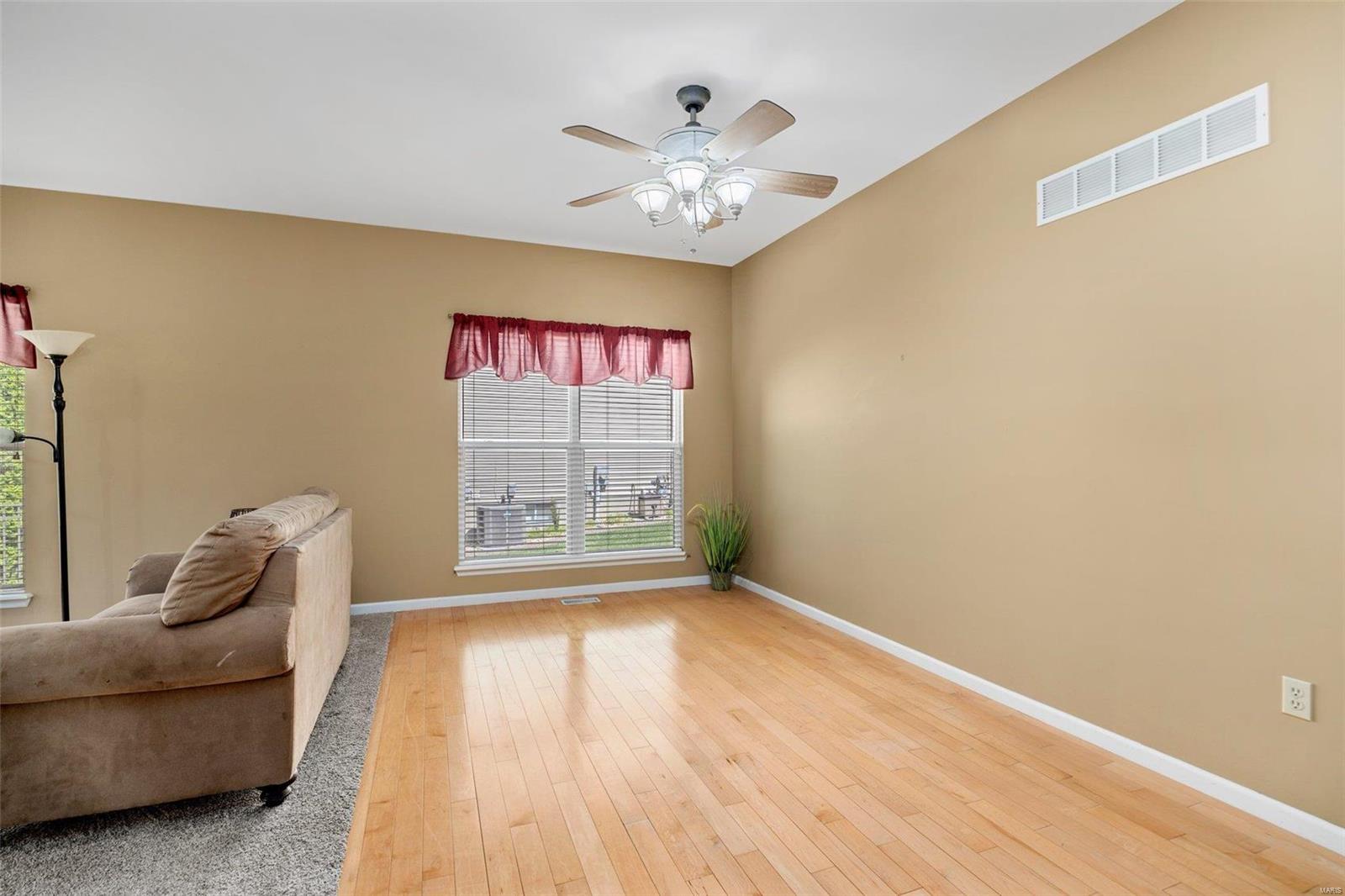 Manors At Hanley Crossing - Residential