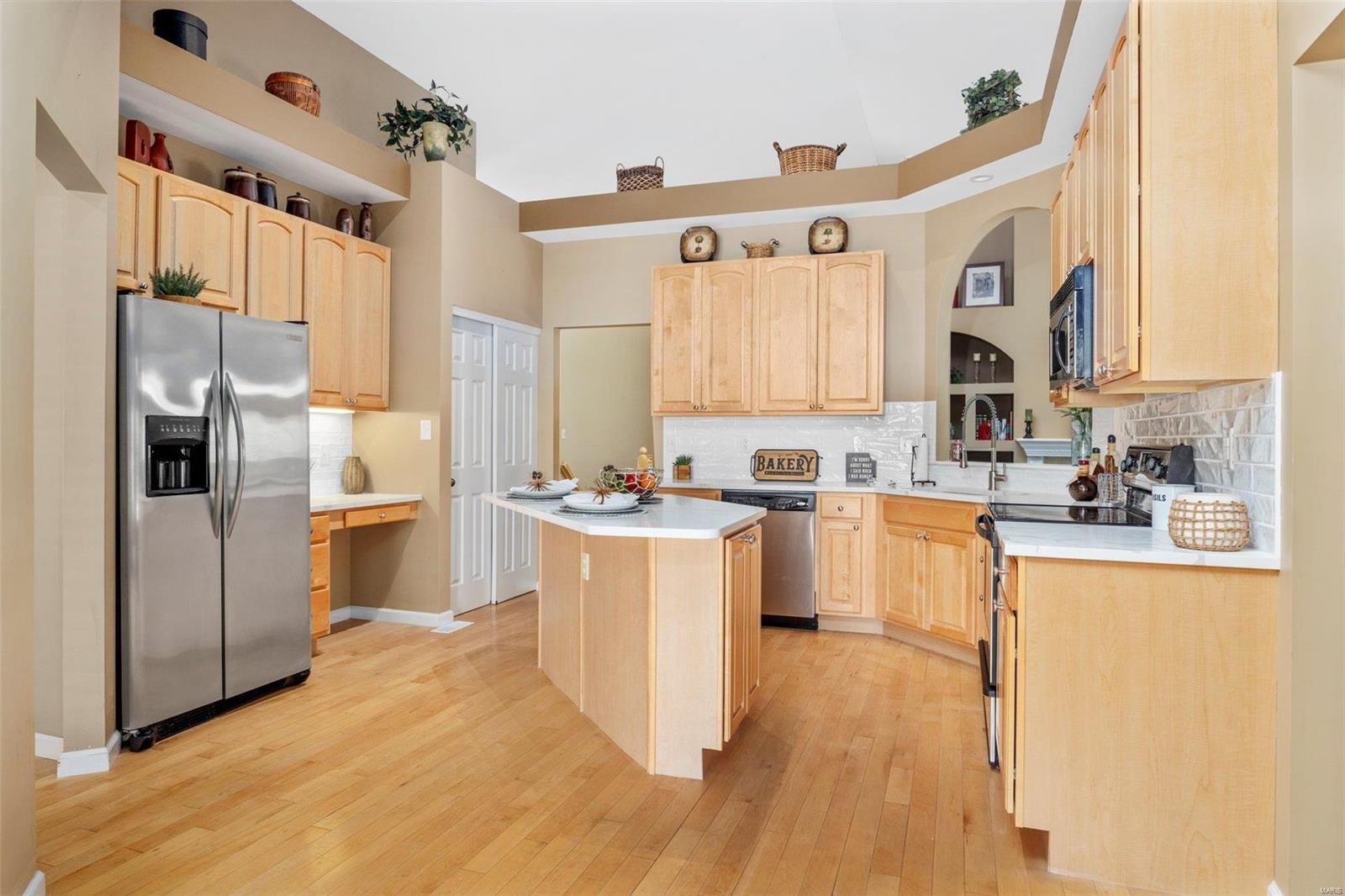 Manors At Hanley Crossing - Residential