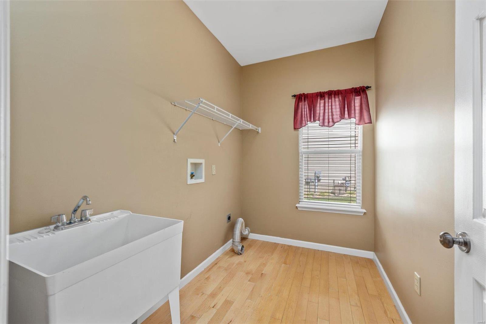 Manors At Hanley Crossing - Residential