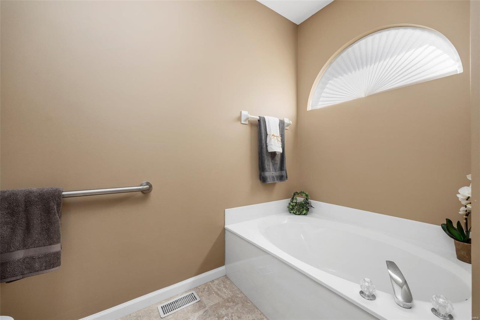 Manors At Hanley Crossing - Residential