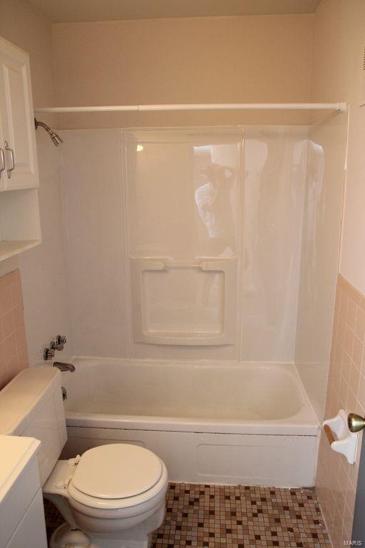 Karmel Apartments - Residential Income