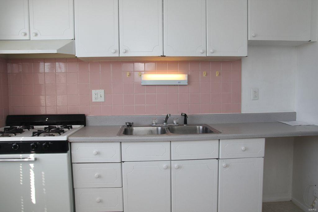 Karmel Apartments - Residential Income