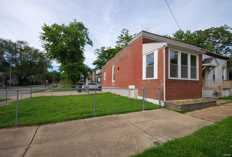 Brothers Add - Residential Lease