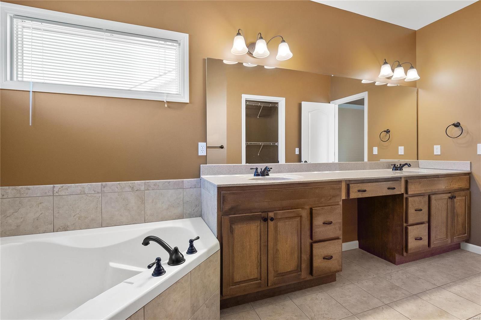 Courtyards At Harmony Ridge Resub - Residential