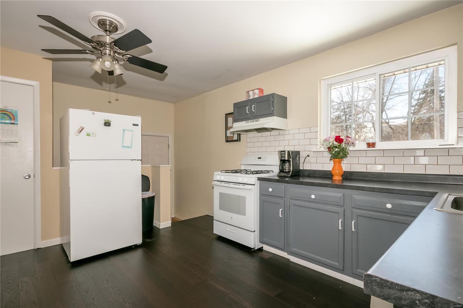 Sunset View 3 - Residential